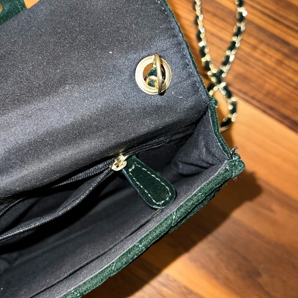 Green Gold Velvet Crossbody Bag - Picture 4 of 5